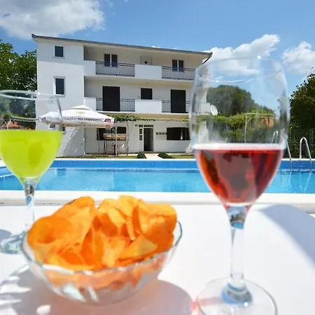 Kuca Silvano Villa